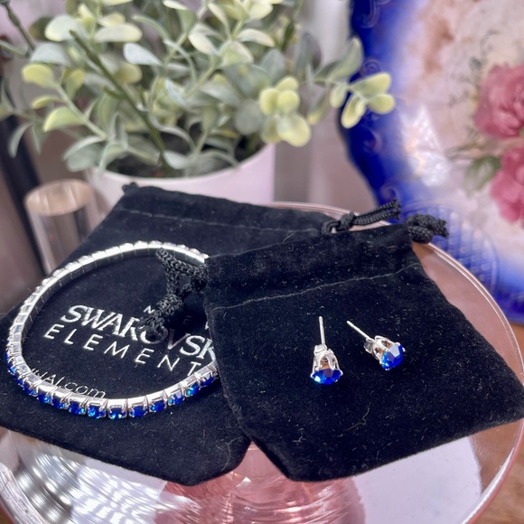 MycostSALE‼️SWAROVSKI SET !! 20 CARATS Rhodium Plated. Genuine Swarovski - Picture 6 of 13